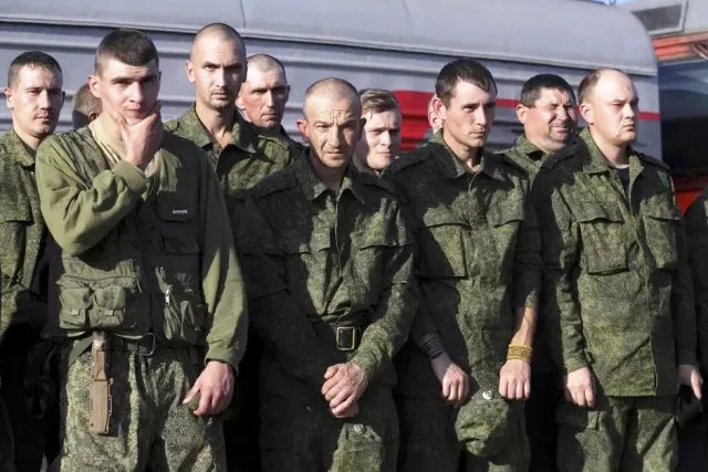 «Чмобіки» масово телефонують в Україну: цікавляться, як здатися в полон (відео)