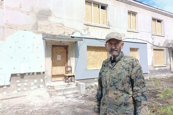 Понад 130 тонн сміття: у Луцьку триває ліквідація руйнувань після атаки рф (відео)