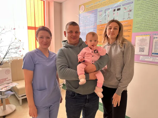 Поміщалася на долоні: історія одужання «поспішайки» з Луцька (фото)
