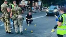Не пам'ятає, як кидав: у Луцьку судять чоловіка, який влітку жбурнув у людей гранату на Ковельській (відео)
