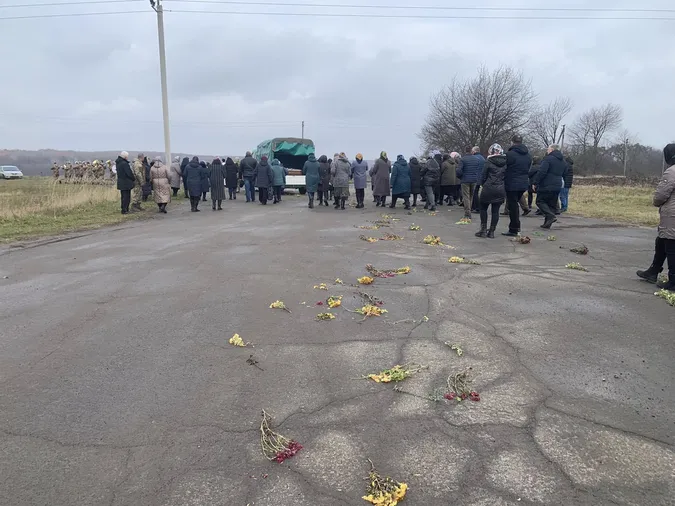 На Волині попрощалися із воїном Василем Залевським (фото)