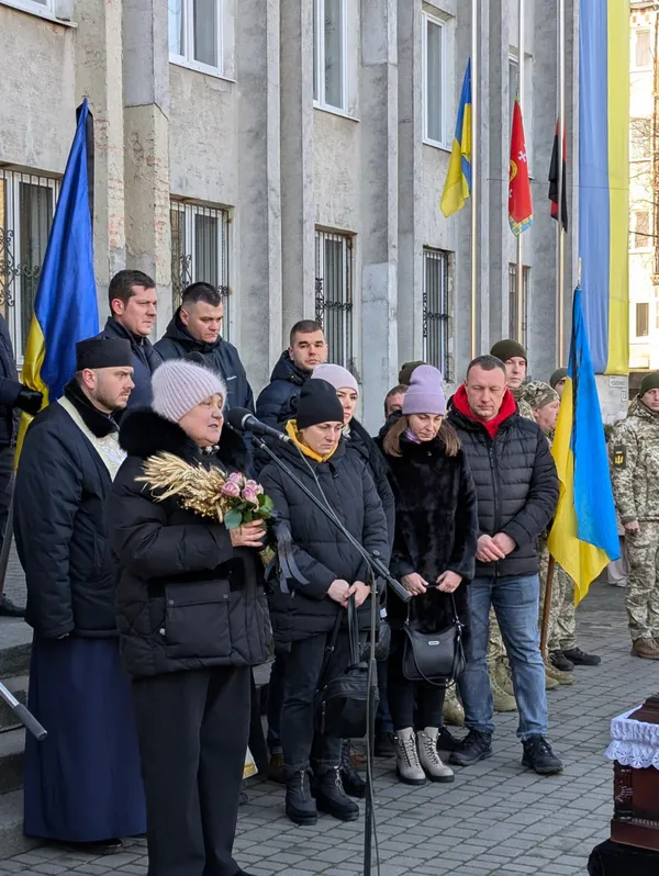 У Ковелі попрощалися із загиблим на Донеччині Олексієм Крижановським (фото)