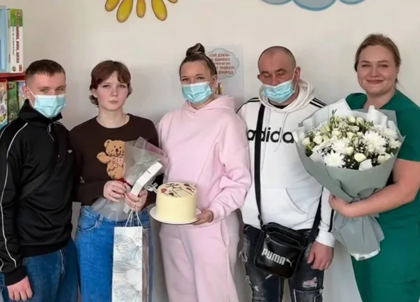 Дзвін перемоги: волинська школярка поборола лімфому Ходжкіна (відео)