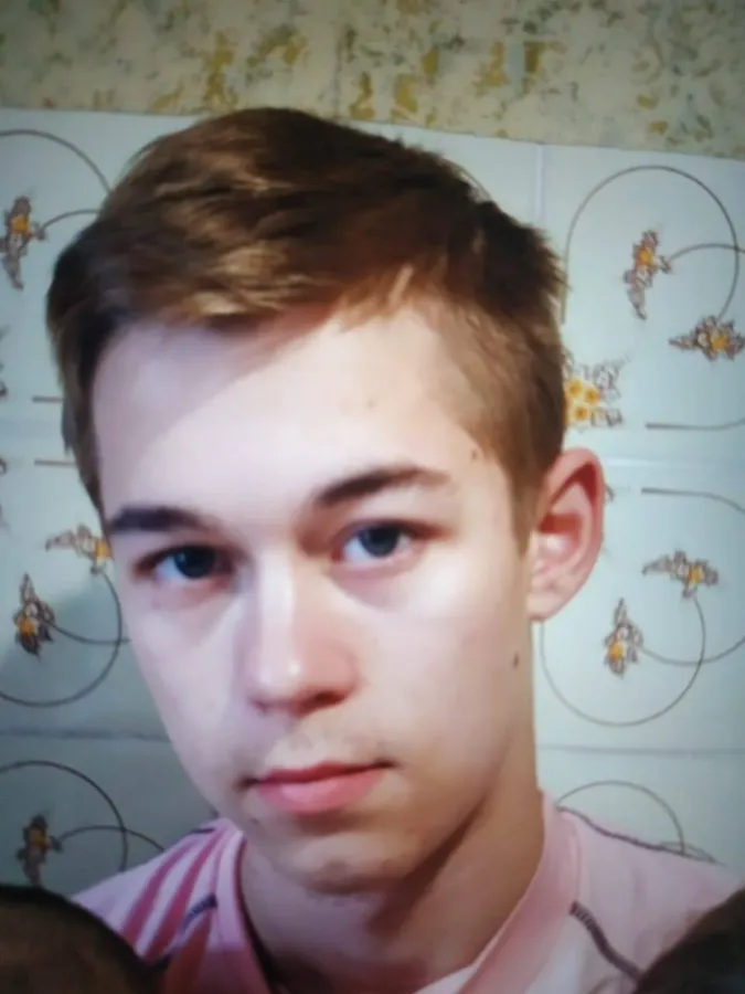 Востаннє бачили в Нововолинську: розшукують 17-річного волинянина