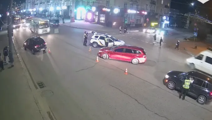 У центрі Луцька – аварія (відео)