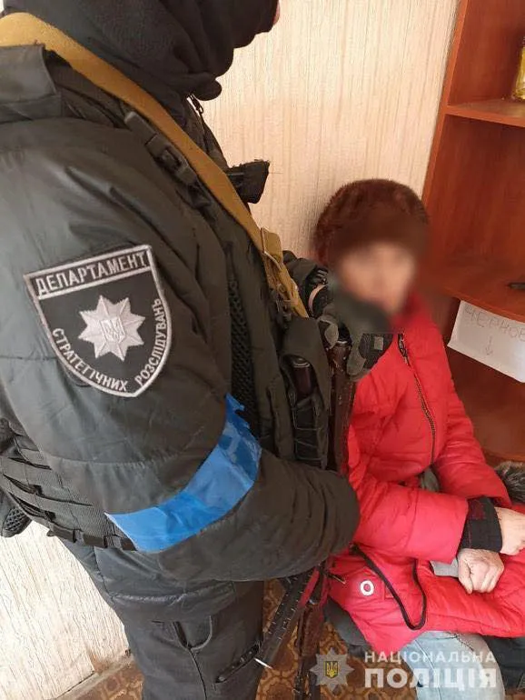 Здавала позиції ЗСУ: у Слов’янську затримали прихильницю «руського миру» (фото)