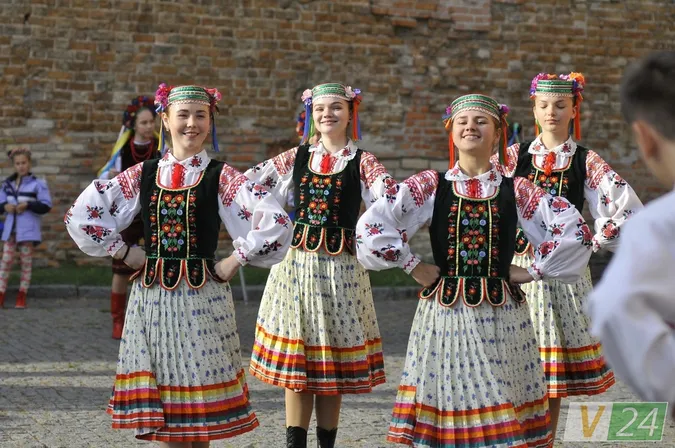 «Волинська княжна-2016»: у Луцьку обрали середньовічну красуню (фото)