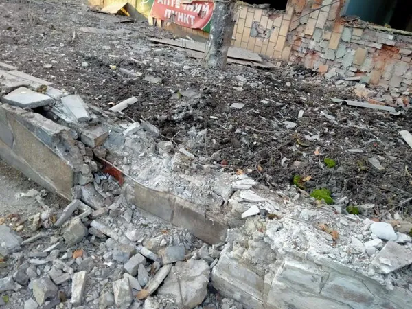 У Донецькій ОВА показали наслідки обстрілу лікарні та пологового будинку в Торецьку