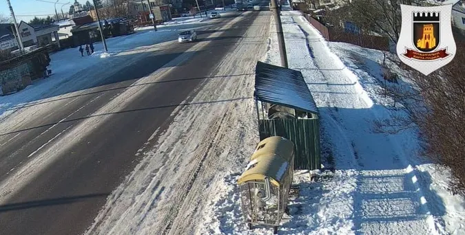У Луцьку муніципали взяли під відеонагляд сміття (фото)