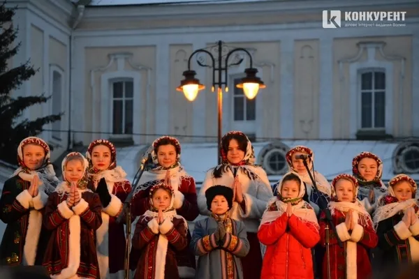 Діти співами кличуть Святого Миколая та закликають до Миру