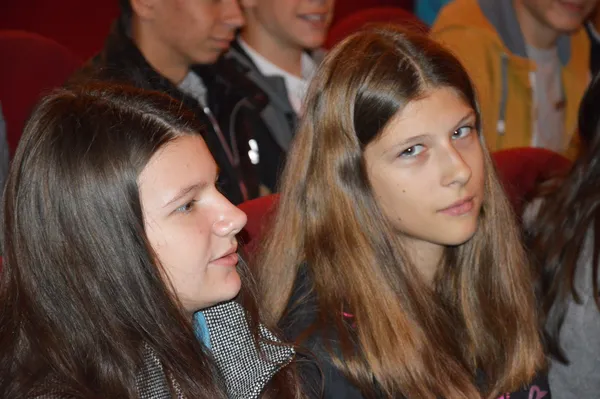 «Наркомани довго не живуть», – луцькі школярі побували на антинаркотичному ток-шоу (фоторепортаж)