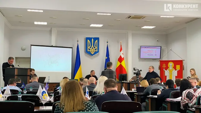 Депутати Луцька більше не молитимуться Богу у міській раді