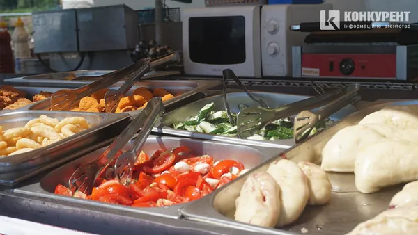 Смачний «Бандерштат» : що поїсти та скільки доведеться заплатити (фото)
