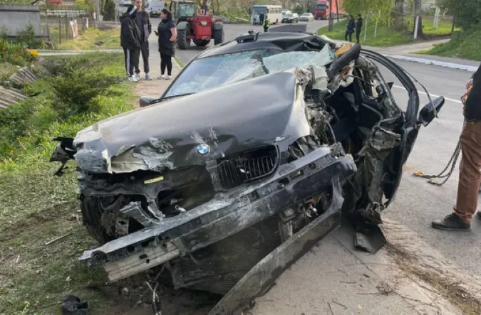 З'явилося моторошне відео з місця смертельної аварії у Луцькому районі (відео)