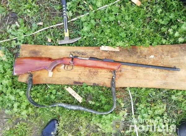 Під час обшуку у волинянина знайшли гвинтівку (фото)