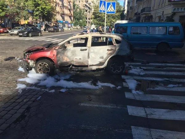Внаслідок вибуху автомобіля у Києві загинув журналіст Павло Шеремет 