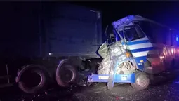 На Волині автобус в'їхав у вантажівку, є постраждалі (фото)
