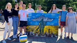 В Іваничах на стенді відновили картинку з русскім кораблем (фото)
