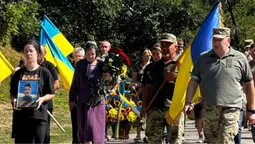 У Луцькому районі попрощалися із воїном Вадимом Бортніком (фото)