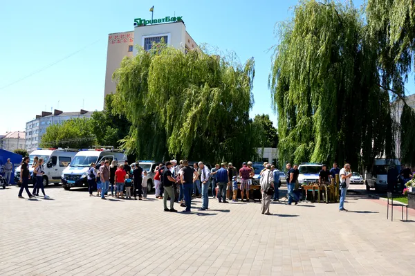 Із подяками, дітьми і квардокоптерами: як у Луцьку святкували день Нацполіції (фото)
