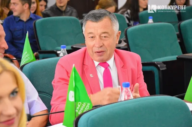 #Сім_сорок: підлабузників. Про