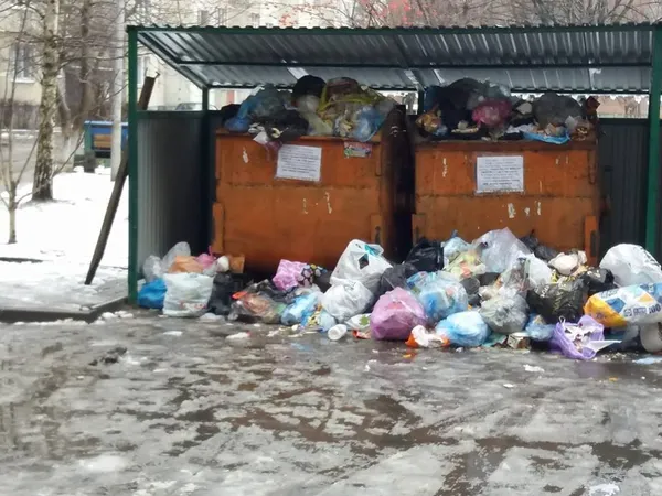 Лучани обурюються «халтурством» «МЖК» (фото)