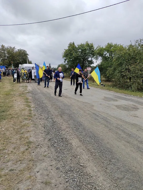 Помер від важкої хвороби: у Луцькому районі попрощалися із захисником Ігорем Дубчуком (фото)