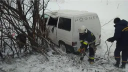 На Волині зранку дві автівки злетіли з дороги (фото)