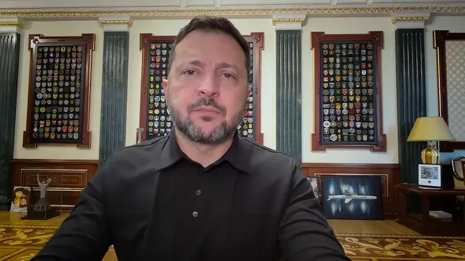 Після стрілянини між СБУ та ГУР будуть кадрові зміни, – Зеленський