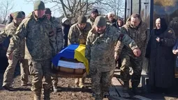 Назавжди 33: на Волині попрощалися із загиблим захисником Віктором Вавринюком