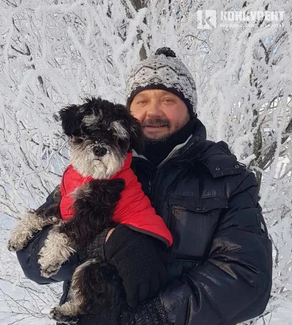 Не пускали зігрітися і не брали таксисти: як лучанин рятував собаку з крижаної води (фото)
