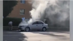 У Ковелі посеред вулиці загорілося авто (відео)