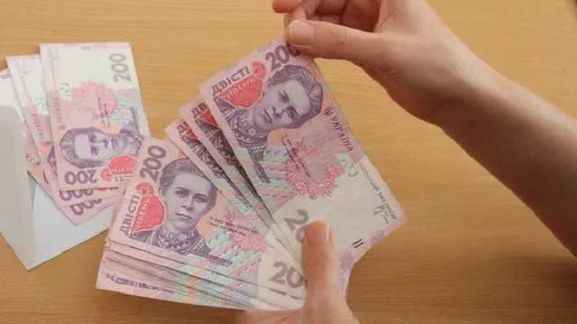 На Волині посадовиця виконавчої служби «намутила» собі 400 тисяч гривень