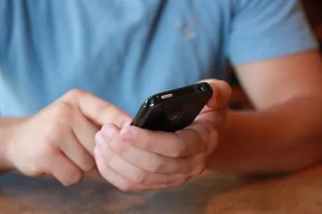 Волинян попереджають про шахраїв, які прикидаються податківцями