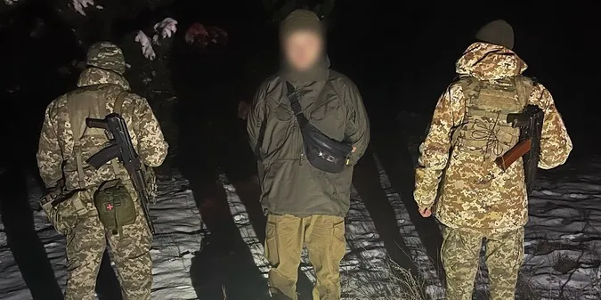 Побачили з дрона: на Волині затримали ухилянта з Харківщини (фото)