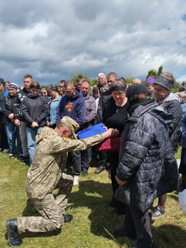 На Волині попрощалися з молодими Героями Сергєм Сміховським та Миколою Кобриною (фото)