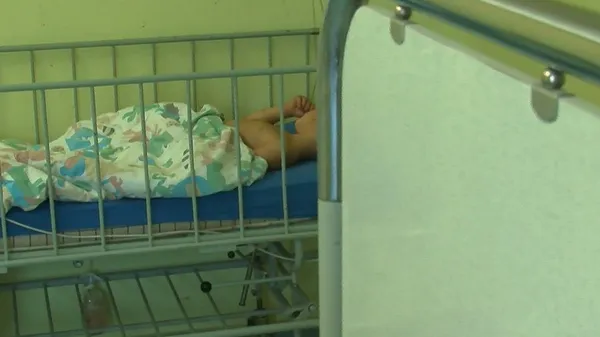 Хлопчик у реанімації: луцькі лікарі прокоментували стан дітей, яких побив батько (фото)