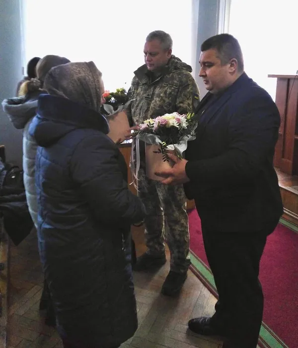 Рідним двох загиблих захисників з Волині вручили їхні нагороди