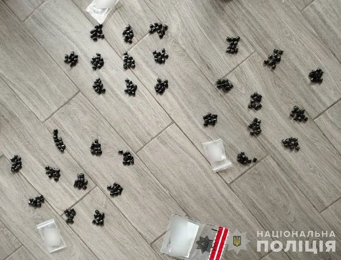 Волинські правоохоронці ліквідували «молодіжний» наркосиндикат (фото, відео)