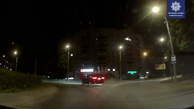 У Луцьку вночі зловили п'яного на «широкому» джипі (відео)