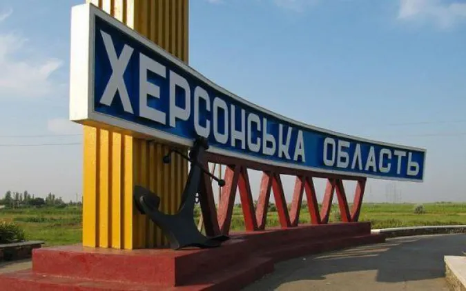 На Херсонщині окупанти грабують місцевих жителів, аби влаштувати укріплення, – Генштаб
