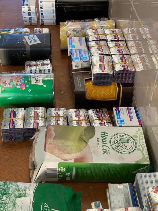 Хотів перевезти підпільно: волинські митники виявили в українця 14 тисяч пігулок