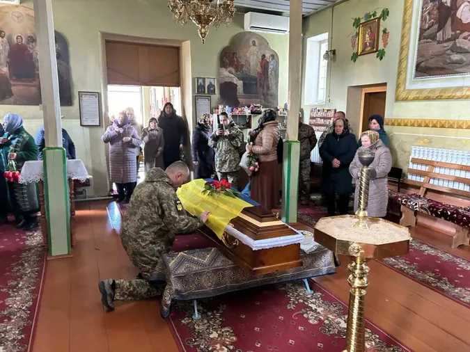 У Луцькому районі попрощались із 31-річним Героєм Олександром Зіпертом (фото)