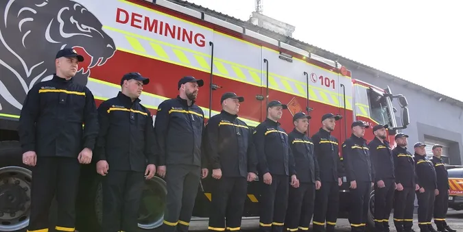 Волинські піротехніки поїхали розміновувати Донеччину (фото)