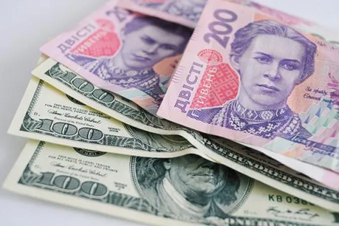 Чого чекати від гривні влітку