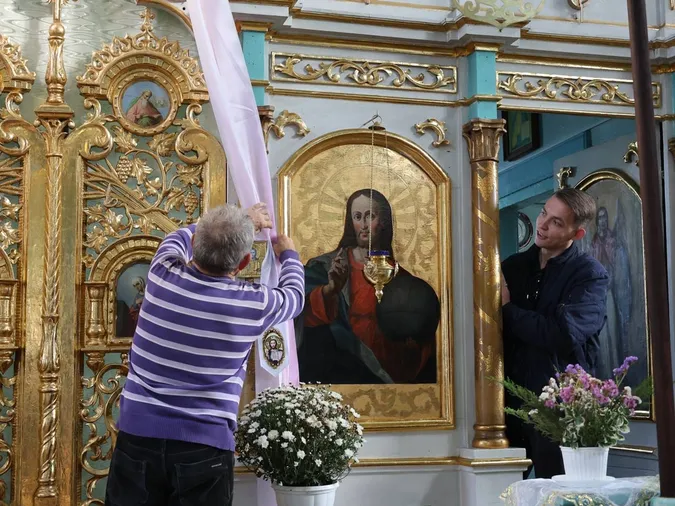 До волинського храму повернули давні відреставровані ікони (фото)