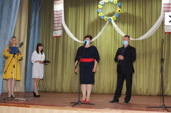 На Волині матерям-героїням вручили державні нагороди (фото)