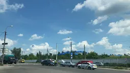 У Луцьку біля польського консульства не розминулися авто (фото)