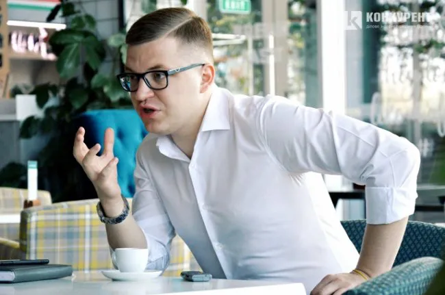 Книги відомих волинян: що читають, дарують і хочуть отримати в подарунок