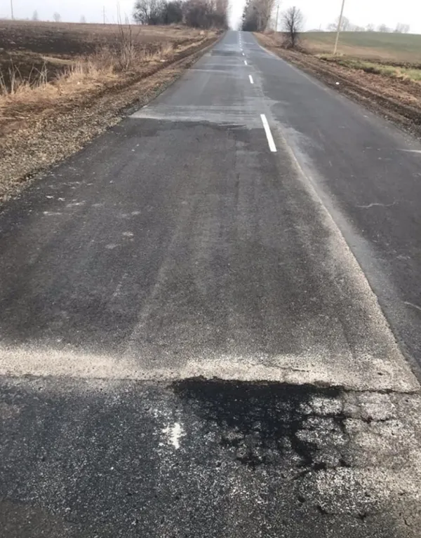 Якість доріг не витримує жодної критики: прокуратура Волині відкрила «кримінал»